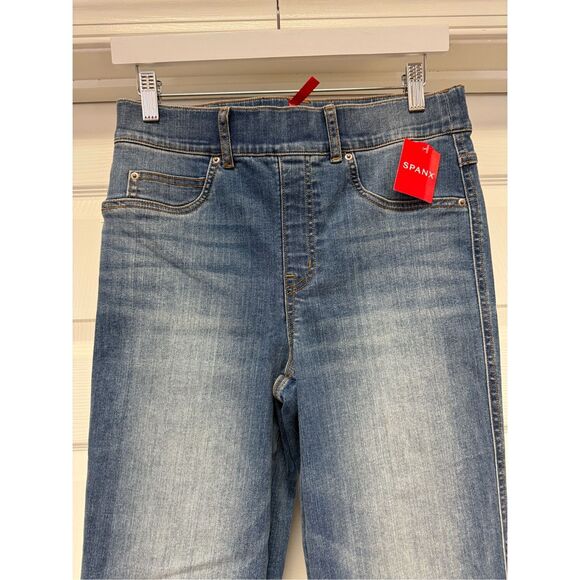 Spanx Straight Leg Pull On Jeans Vintage Indigo Wash Sz M NWT - Picture 5 of 10